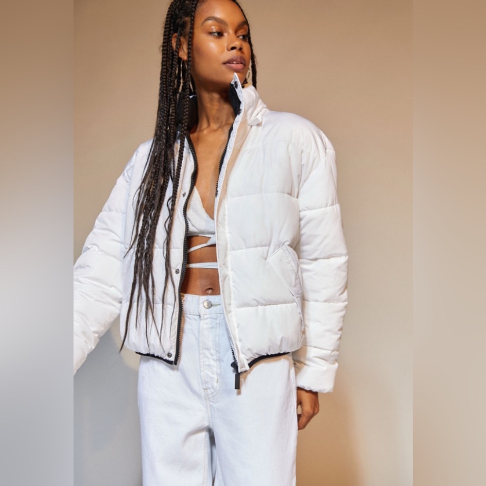 Urban outfitters sports puffer - Picture 5 of 7